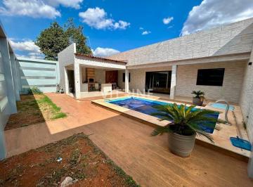 Casa · 312m² · 4 Quartos · 3 Vagas · Quadra 02, Setor Sul - Gama.