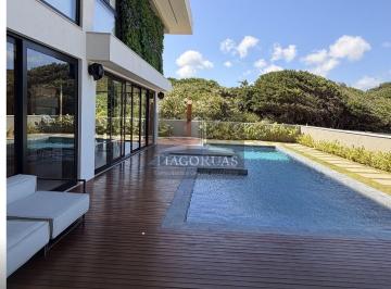 Foto 01 · Residência de Luxo em Alphaville Guarajuba: 5 Quartos, 5 Suítes, 3 Salas e 6 Vagas - Monte Gordo - C