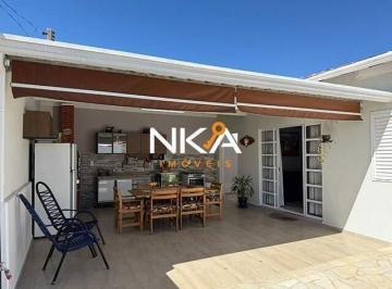 Casa · 94m² · 3 Quartos · 4 Vagas · CASA 03 DORMITÓRIOS C/ EDÍCULA E PISCINA AQUECIDA.