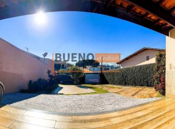 Casa · 200m² · 3 Quartos · 6 Vagas · Casa à venda com 3 dormitórios (1 suíte) na Vila Grego de Santa Bárbara | 200m² internos | 6 vagas