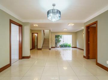 5e1c0608-0434-4eda-a551-c7a6749d7f68 · Casa no condomínio Residencial Jardim dos Manacás para venda com 4 quartos, sendo 2 suítes, 346m²