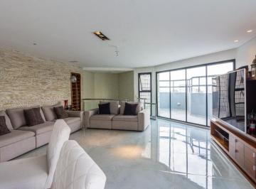 e2be748d-8be2-42d5-926a-9d617f9e3a51 · Excelente cobertura para venda em Vila Suzana com 4 quartos, sendo 2 suítes, 429m²
