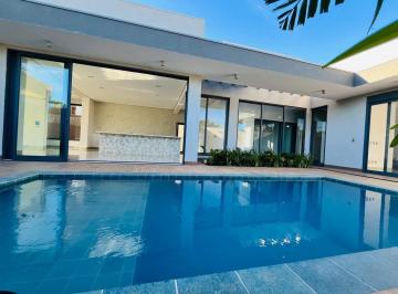 Casa · 244m² · 3 Quartos · 2 Vagas · Casa - Condomínio Villa Dumont - Três Lagoas / MS