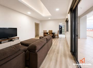 Casa · 600m² · 3 Quartos · 4 Vagas · Casa com 3 quartos no Floresta em Joinville