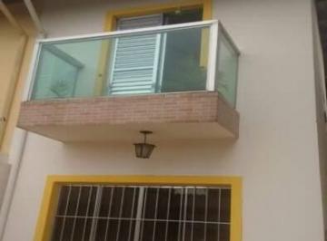 Casa · 120m² · 3 Quartos · 2 Vagas · Lindo Sobrado Independente à Venda: 3 Quartos (1 Suíte), Quintal e 2 Vagas, no Jardim Esperança, Bar
