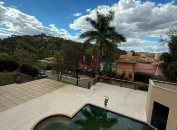 Casa · 280m² · 3 Quartos · 4 Vagas · Casa para aluguel em Itauna/MG no Condomínio Lago do Sol | 3 quartos (1 suíte), 2 varandas e 4 vagas