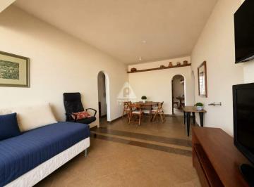 Sala · Vende-se Cobertura Linear de Fundos com Vista Livre e Área Externa com Churrasqueira