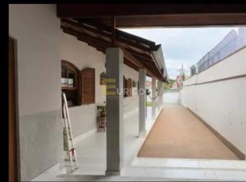 Casa · 153m² · 3 Quartos · 5 Vagas · Casa Residencial/Comercial em Vinhedo-SP (Vila Planalto) | 3 dorms, 1 suíte, 5 vagas