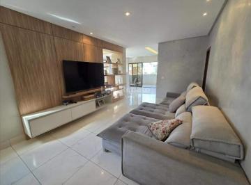 Apartamento · 212m² · 4 Quartos · 4 Vagas · Apartamento à venda no bairro União