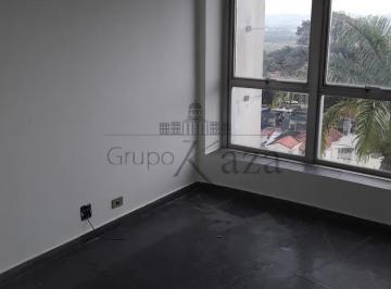 Comercial · 79m² · 1 Vaga · Sala Comercial - Centro - Edifício Saint James - 79m²