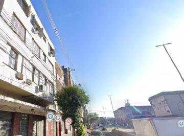 Apartamento · 60m² · 2 Quartos · Apartamento de 2 dormitórios no bairro São João.