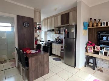 Apartamento · 47m² · 2 Quartos · 1 Vaga · Apartamento reformado com armários!