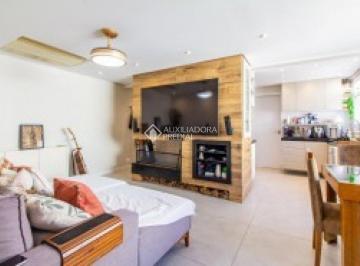 11 · Apartamento de 2 dormitórios, 1 vaga no bairro Petrópolis