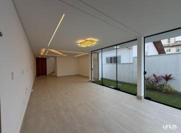 Casa · 186m² · 3 Quartos · 4 Vagas · Casa à venda no Ipiranga, São José