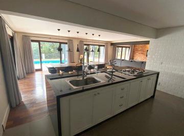 Casa · 458m² · 4 Quartos · 4 Vagas · Sobrado de alto padrão em condominio fechado Serra da Cantareira / Mairiporã - SP