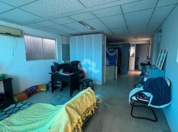 Casa · 240m² · 2 Quartos · 2 Vagas · CASA À VENDA COM 2 DORMITÓRIOS E CHURRASQUEIRA EM CAPOEIRAS FLORIANÓPOLIS