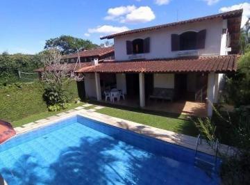 Casa · 180m² · 5 Quartos · 3 Vagas · Excelente Sobrado com Piscina à Venda na Praia do Pernambuco – Guarujá