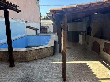 Casa · 146m² · 2 Quartos · 5 Vagas · Casa linear 146 m² com piscina, tipo apto