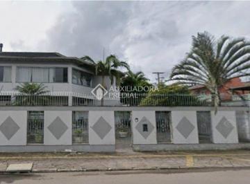 Casa · 417m² · 5 Quartos · Casa no Bairro Nossa Sra das Graças potencial para Comercial