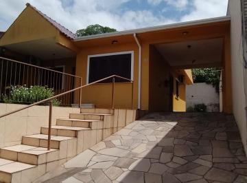 Casa · 108m² · 2 Quartos · 5 Vagas · Ótima casa 2 quartos, suíte, 3 banheiros, sala 2 ambientes 5 vagas.