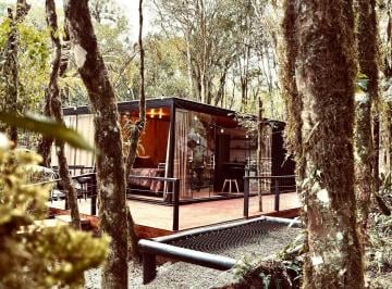 Comercial · 104m² · 3 Quartos · Propriedade com casa e cháles para temporada