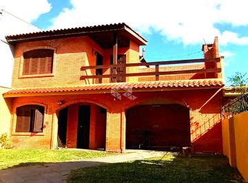 Casa · 260m² · 3 Quartos · 2 Vagas · Sobrado com 03 quartos -02 vagas -Jardim São Pedro -Porto Alegre