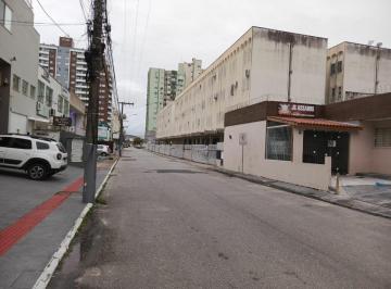 446_7266_1733337921360.jpg ·
Apartamento Térreo Reformado com 3 Dormitórios e Piso
