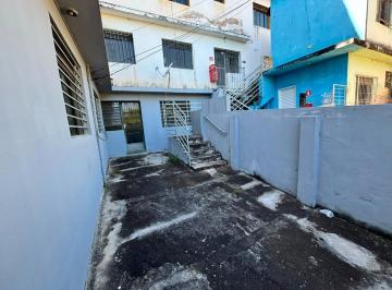 i886443TvK84m614513eB_6376a5a1332e0efb_zk1OGIzMzU0MjI2_o.jpg · Casa com 3 quartos para alugar em Lavras, no bairro Centro