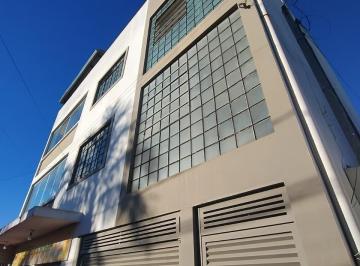 i8t1vM6U3_6426a651fbd0ea04_WMxYTUzZTJmZWJi_o.jpg · Apartamento com 2 quartos para alugar em Lavras, no bairro Santa Filomena