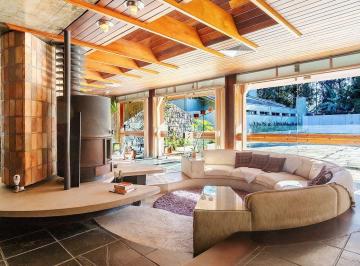 rxppo582yty4ymfhmzvimzfm_md · Casa das Araucárias: arquitetura autoral, natureza e privacidade