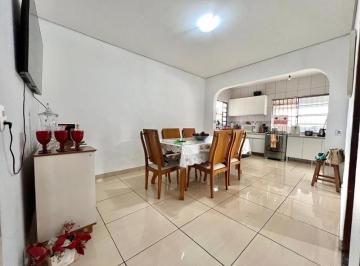 Casa · 229m² · 3 Quartos · 2 Vagas · CASA PARA LOCAÇÃO | 3 QUARTOS | 01 BANHEIRO | 2 VAGAS