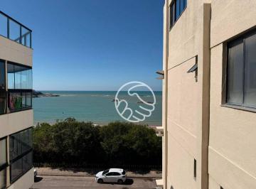 5e4f14ec46eba45978bf292c00cedff22e0fdf9f · Apartamento à venda na Praia de Peracanga – Enseada Azul | Vista lateral para o mar por apenas R$ 55