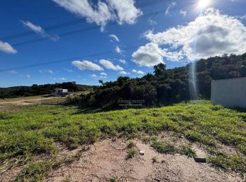 c3b459c6e83c30f148249167f1e9c595971ce95f · Lote À Venda - Plano com 420m² em condomínio - Vista permanente para área verde - Bairro Corrupira