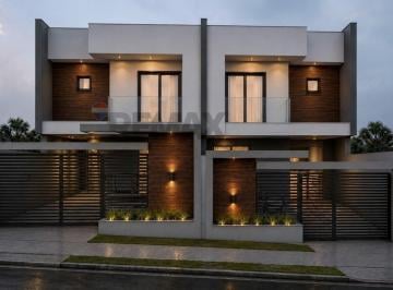 Casa · 189m² · 3 Quartos · 4 Vagas · "Sobrado dos Sonhos em Curitiba com 3 Dorms"