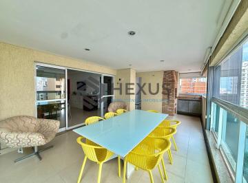 Foto · Apartamento reformado com varanda e lazer a 400m da praia na região da Brunela n