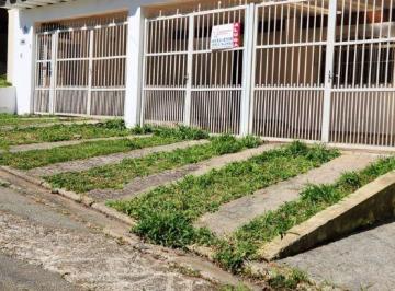 Casa de 3 quartos, Cotia · JARDIM DA GLÓRIA PRÓXIMO AO COLÉGIO RIO BRANCO E PARQUE CEMUCAM JUNTO À COMÉRCIOS EM GERAL