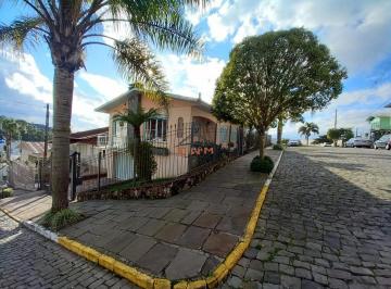 Casa · 308m² · 5 Quartos · 2 Vagas · Casa no Bairro Nova Vicenza em Farroupilha/RS