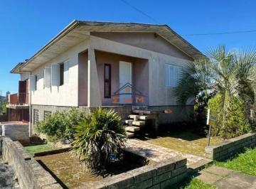 Casa · 4 Quartos · 2 Vagas · Casa no Bairro Primeiro de Maio em Farroupilha/RS