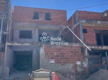 Casa · 430m² · 4 Quartos · 2 Vagas · QE 56 | Casa 4 Quartos - Suíte - Lavabo - Varanda | Guará.