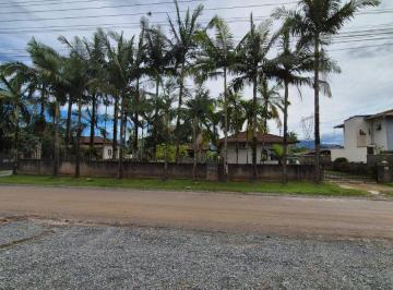 Casa de 5 quartos, Joinville · Vendo casa estilo mini chácara com lago no Morro do meio – Joinville SC.