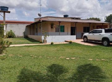 Casa de 2 quartos, Gama · Casa ponte alta norte, 2 quartos, piscina, churrasqueira, ltoe 800m²