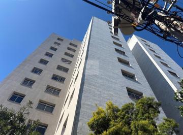 Fachada do prédio · Apartamento para locação no bairro Cruzeiro em BH-MG: 2 quartos, 1 sala, 2 banheiros, 1 vaga de gara