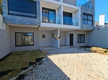 Casa de 3 quartos, Curitiba · SOBRADO TRÍPLEX EM CONDOMÍNIO NOVO ACEITA IMOVEL DE MENOR VALOR