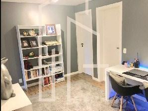 Apartamento · 198m² · 3 Quartos · 3 Vagas · Apartamento à venda na Vila Andrade com 198m , 3 Suítes e 3 Vagas.