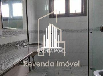 Casa · 250m² · 4 Quartos · 5 Vagas · Casa de vila à venda no Morumbi, São Paulo-SP! 4 quartos, 2 suítes, 5 banheiros,
