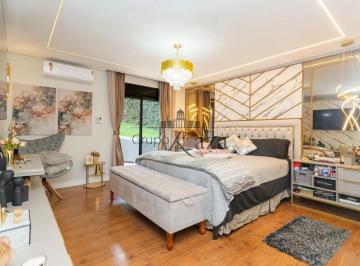 Casa de 4 quartos, Barueri · OTIMA OPORTUNIDADE NO BAIRRO RESIDENCIAL TAMBORÉ