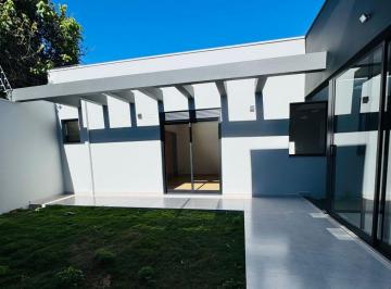 Casa de 3 quartos, Varginha · Casa térrea a venda em Varginha, Minas Gerais.