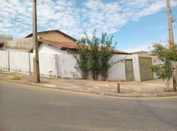 Casa de 3 quartos, Anápolis · Casa no Itamaraty - 3 Quartos (1 Suíte), quintal amplo
