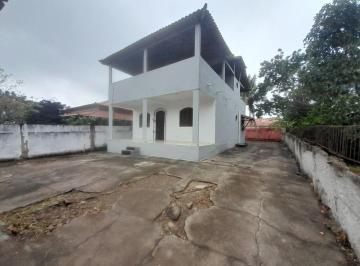 Casa de 2 quartos, Araruama · Casa independente próxima lagoa na Praia de Bananeiras em Araruama