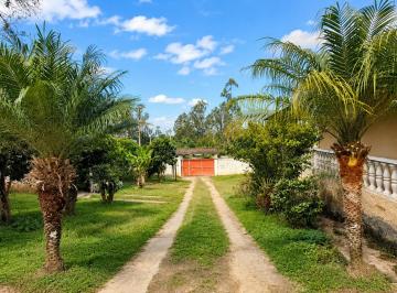 Rural de 2 quartos, Embu-Guaçu · Chácara à Venda com 3 Casas Independentes, Pomar e Terreno de 1.016 m²